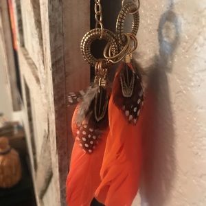 Feather necklace NWT